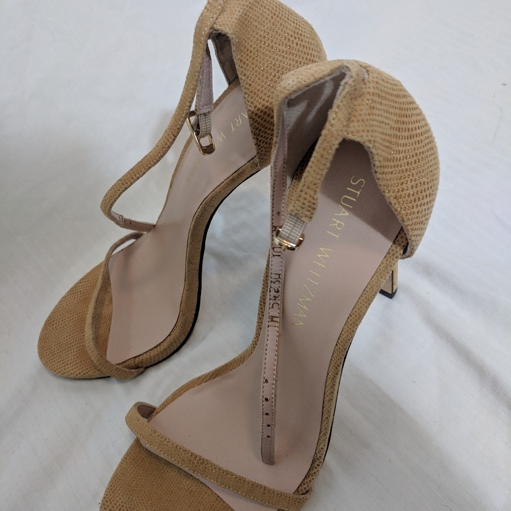 Stuart Weitzman nudistsong sandals !